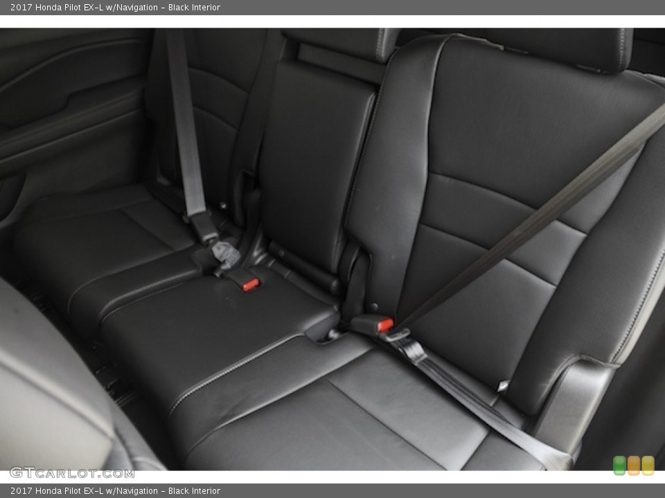 Black Interior Rear Seat for the 2017 Honda Pilot EX-L w/Navigation #122011005