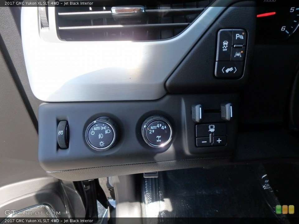Jet Black Interior Controls for the 2017 GMC Yukon XL SLT 4WD #122089334