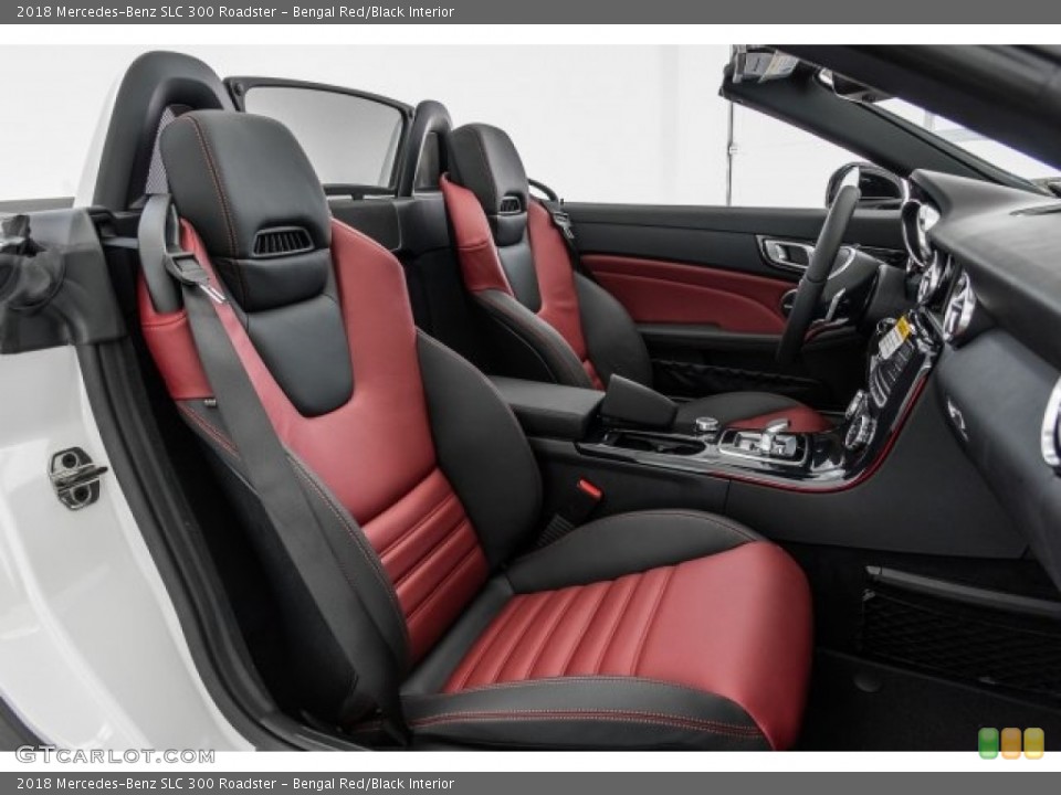 Bengal Red/Black Interior Photo for the 2018 Mercedes-Benz SLC 300 Roadster #122097845