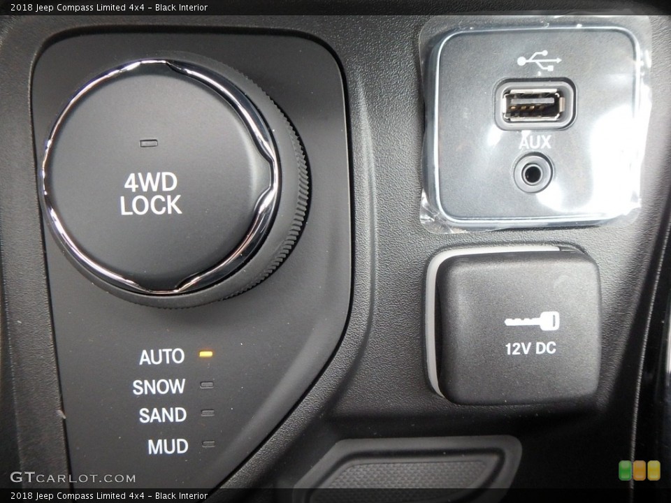 Black Interior Controls for the 2018 Jeep Compass Limited 4x4 #122143724