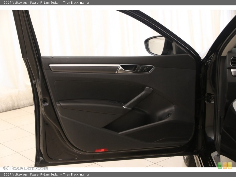 Titan Black Interior Door Panel for the 2017 Volkswagen Passat R-Line Sedan #122226543