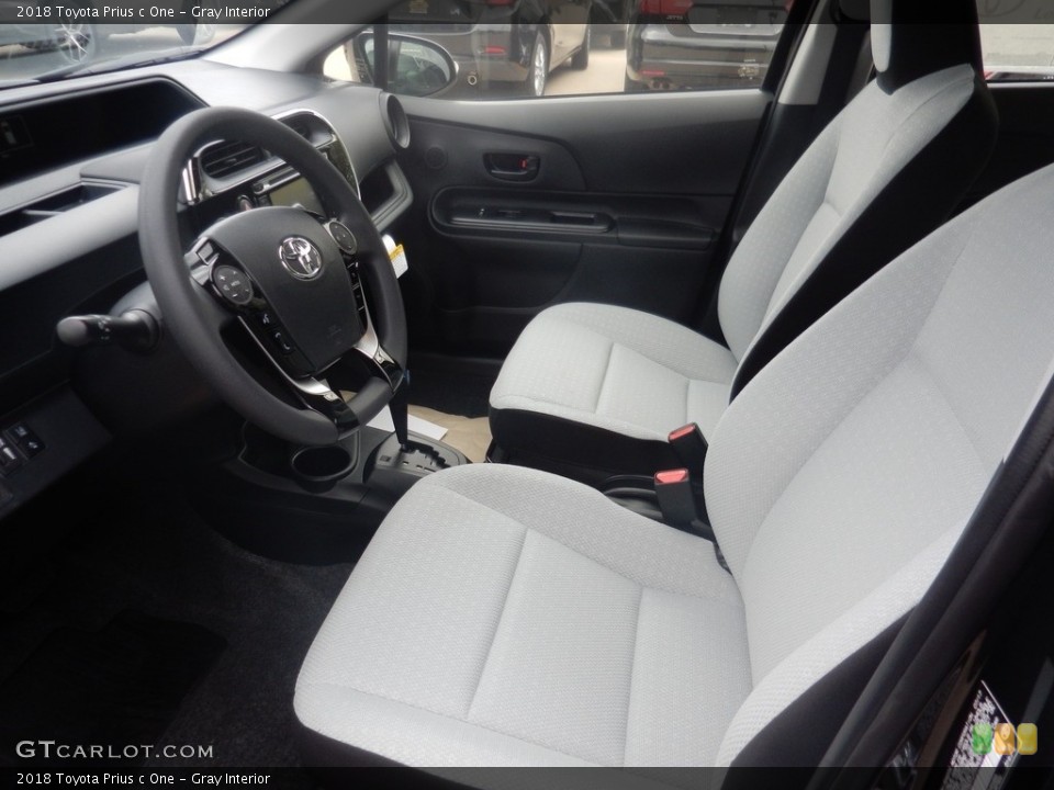 Gray Interior Photo for the 2018 Toyota Prius c One #122435123