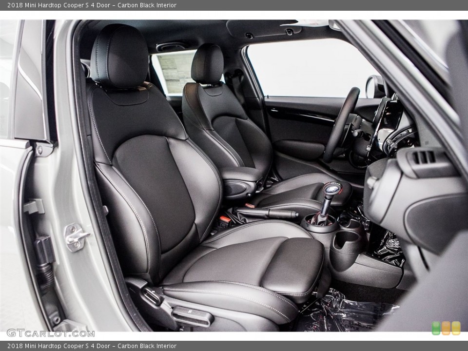 Carbon Black Interior Photo for the 2018 Mini Hardtop Cooper S 4 Door #122449199