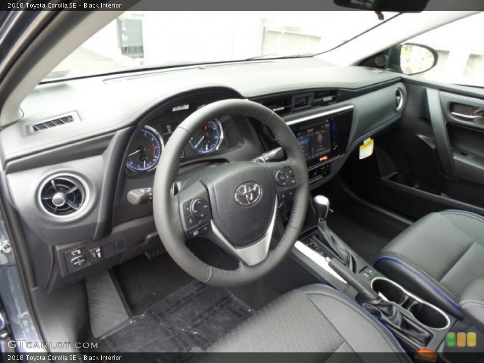 Black Interior Photo for the 2018 Toyota Corolla SE #122488307