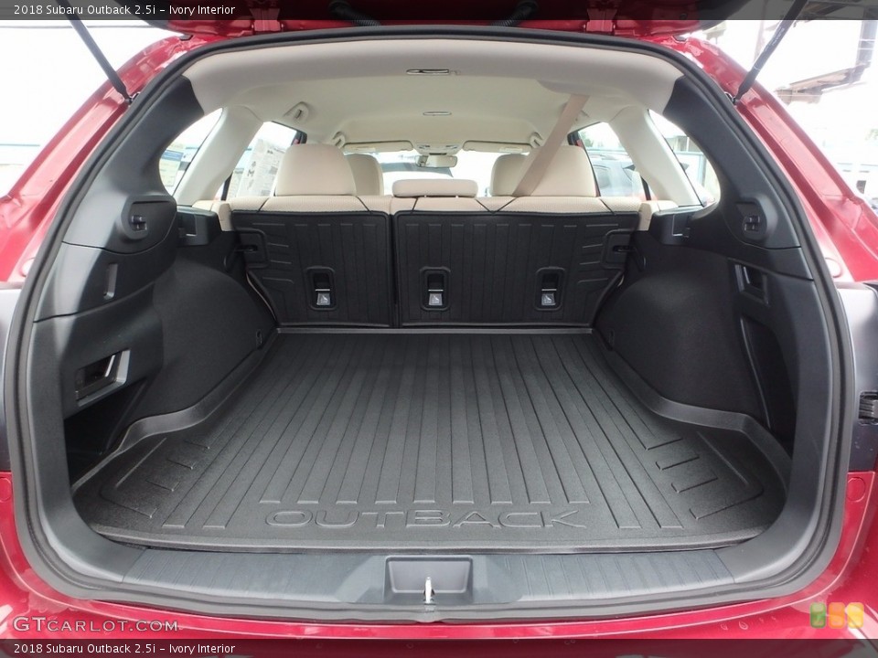 Ivory Interior Trunk for the 2018 Subaru Outback 2.5i #122505389