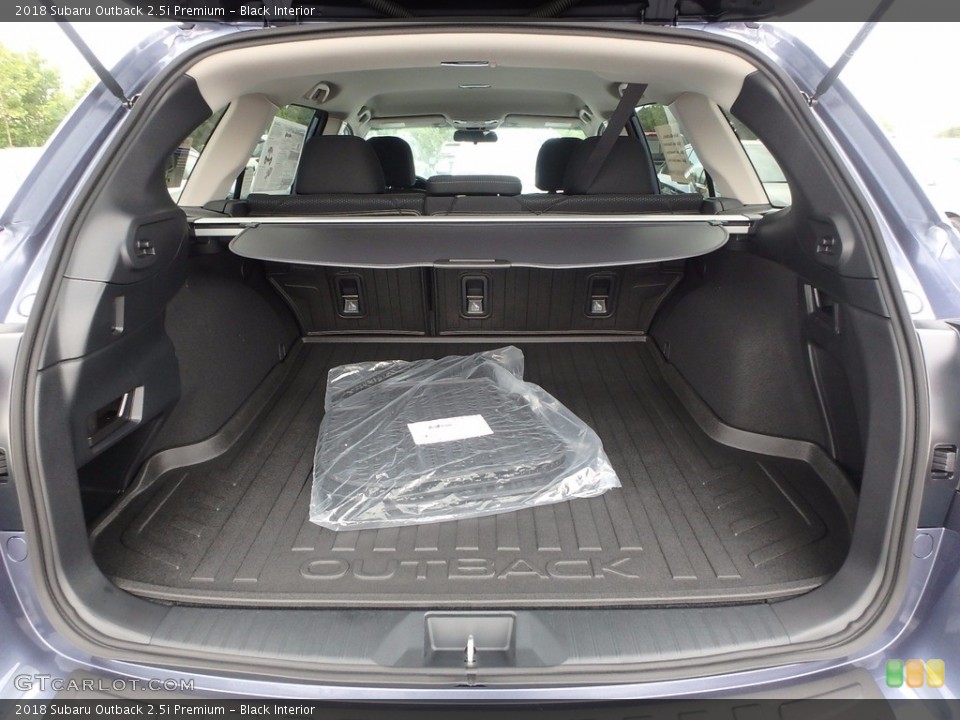 Black Interior Trunk for the 2018 Subaru Outback 2.5i Premium #122507558