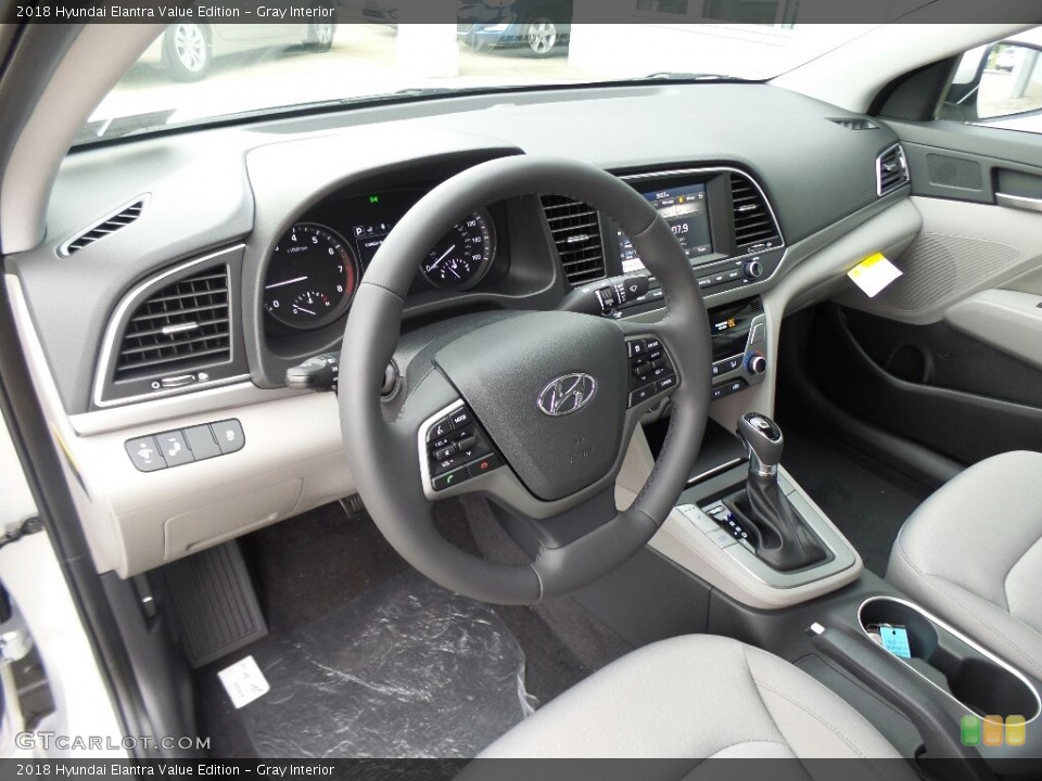 Gray Interior Photo for the 2018 Hyundai Elantra Value Edition #122514152