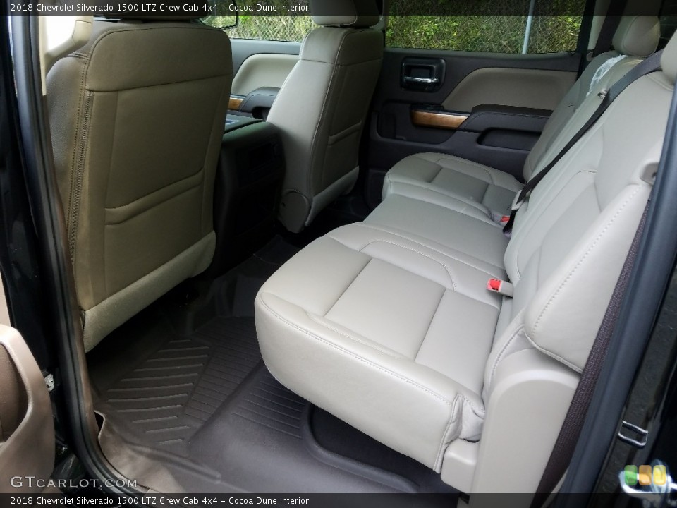 Cocoa Dune Interior Rear Seat for the 2018 Chevrolet Silverado 1500 LTZ Crew Cab 4x4 #122552382