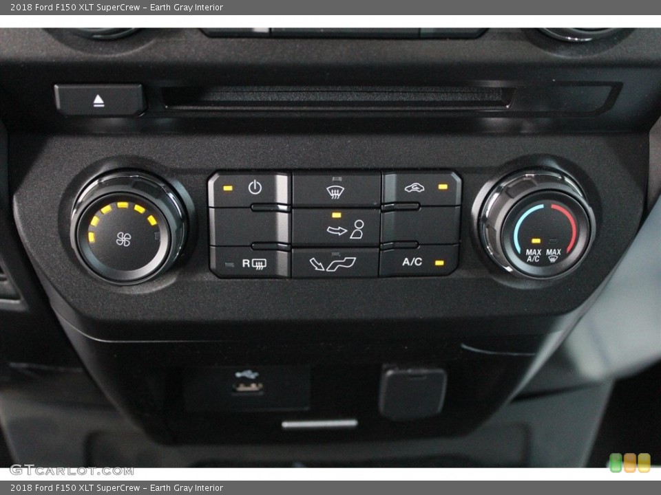 Earth Gray Interior Controls for the 2018 Ford F150 XLT SuperCrew #122586301