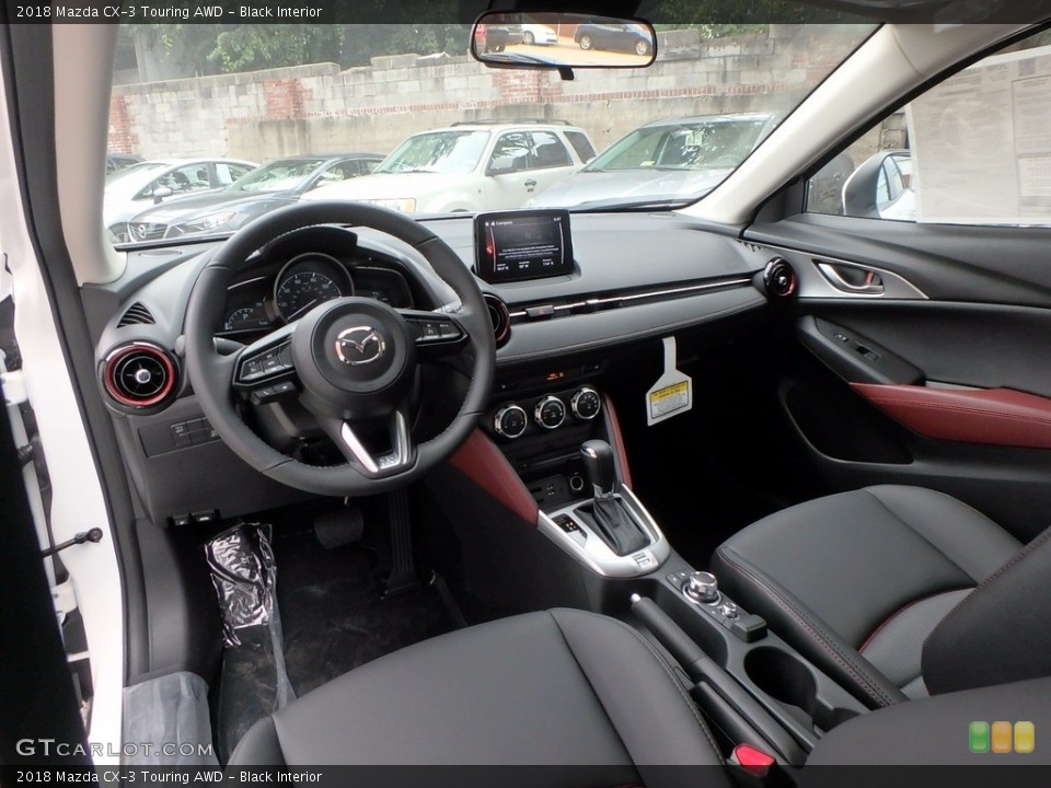 Black Interior Photo for the 2018 Mazda CX-3 Touring AWD #122604593