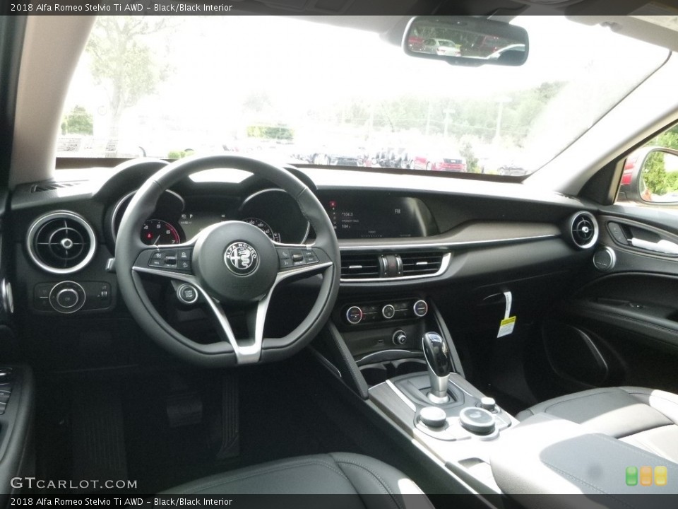 Black/Black Interior Photo for the 2018 Alfa Romeo Stelvio Ti AWD #122629677