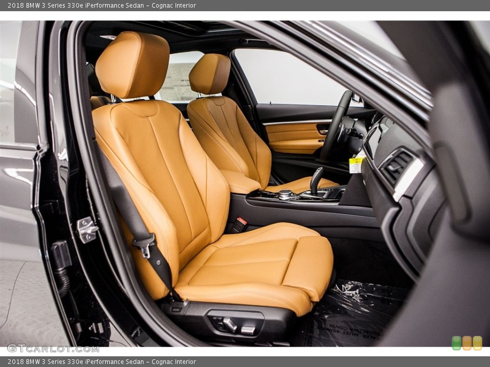 Cognac Interior Photo for the 2018 BMW 3 Series 330e iPerformance Sedan #122633575