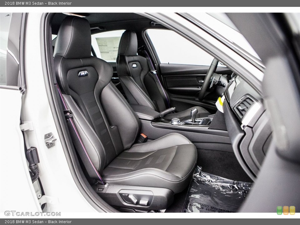 Black Interior Photo for the 2018 BMW M3 Sedan #122634478