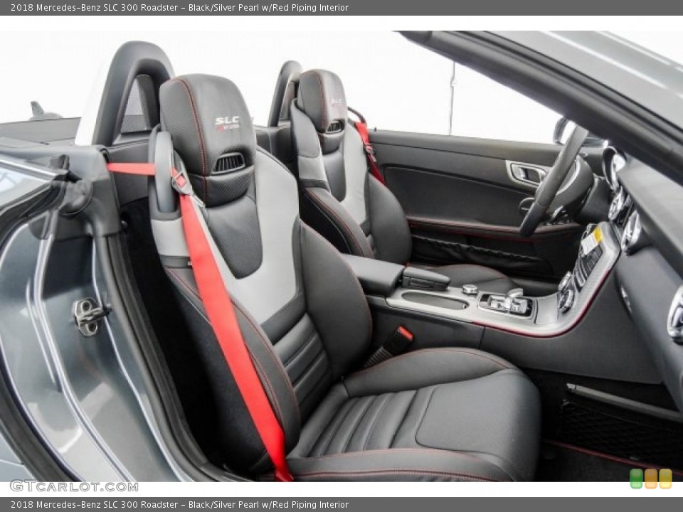 Black/Silver Pearl w/Red Piping Interior Photo for the 2018 Mercedes-Benz SLC 300 Roadster #122656478