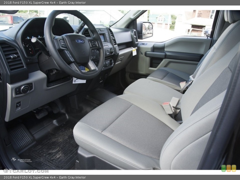 Earth Gray Interior Photo for the 2018 Ford F150 XL SuperCrew 4x4 #122659592