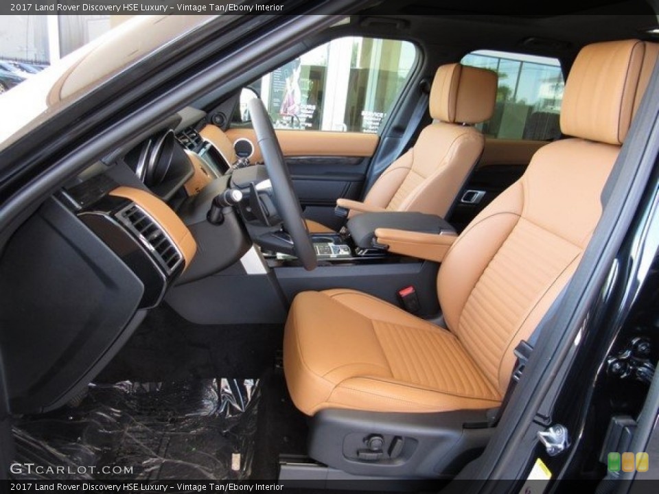 Vintage Tan/Ebony Interior Photo for the 2017 Land Rover Discovery HSE Luxury #122679267
