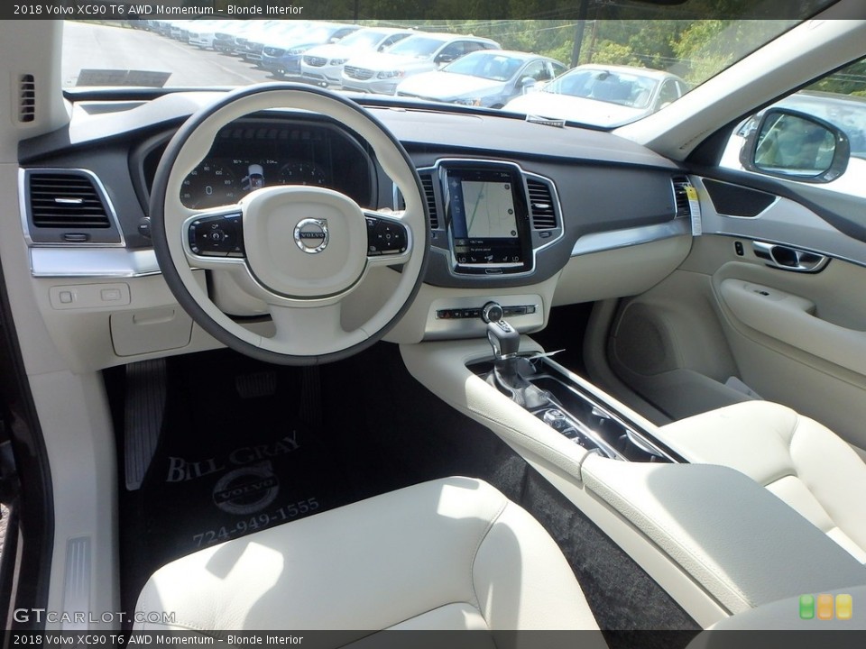 Blonde Interior Photo for the 2018 Volvo XC90 T6 AWD Momentum #122726129