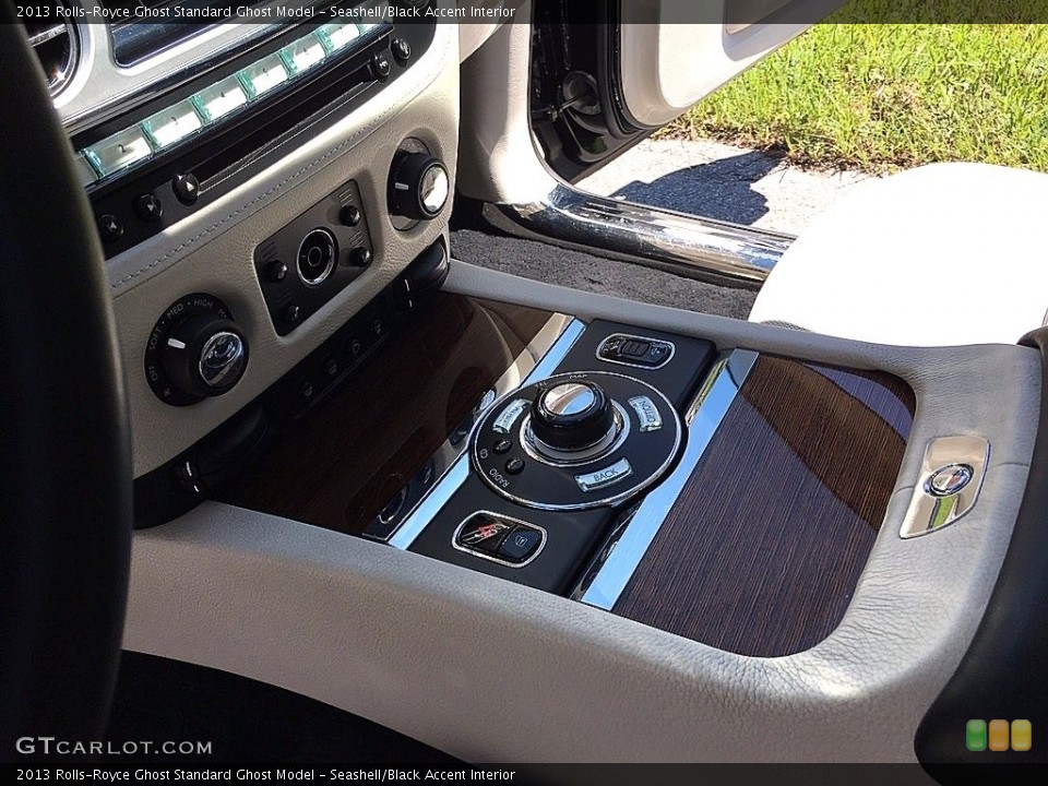 Seashell/Black Accent Interior Controls for the 2013 Rolls-Royce Ghost  #122770874