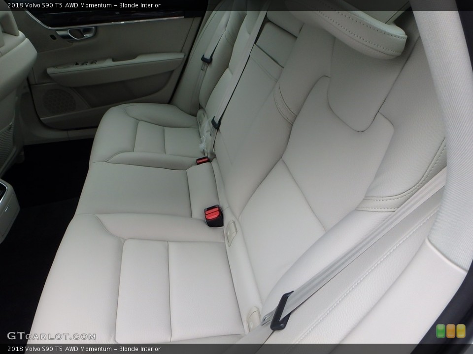 Blonde Interior Rear Seat for the 2018 Volvo S90 T5 AWD Momentum #122780975