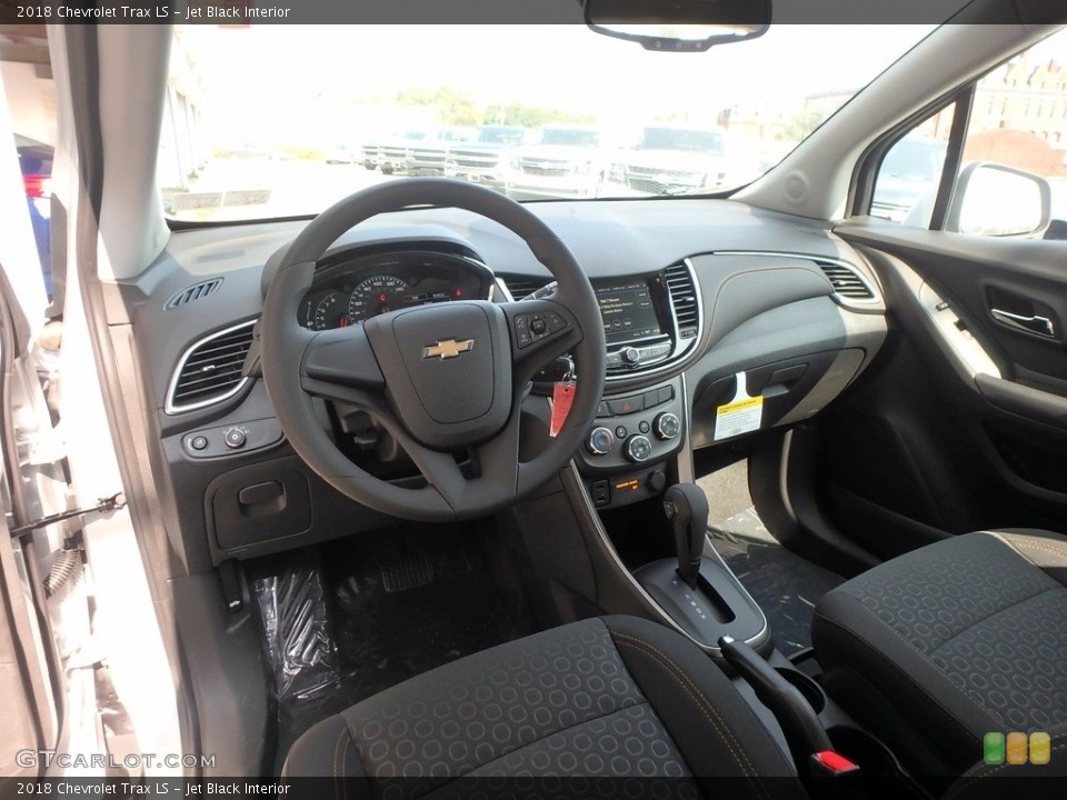 Jet Black Interior Photo for the 2018 Chevrolet Trax LS #122830546