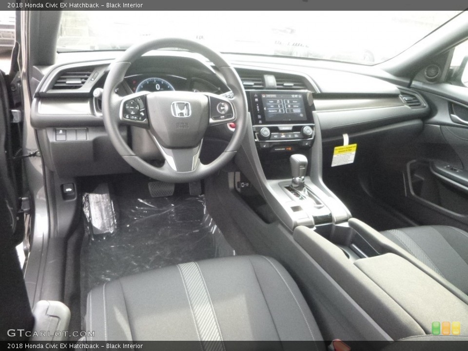 Black Interior Photo for the 2018 Honda Civic EX Hatchback #122849581