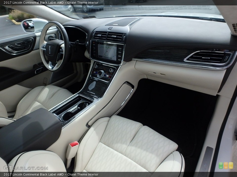 Chalet Theme Interior Dashboard for the 2017 Lincoln Continental Black Label AWD #123030147