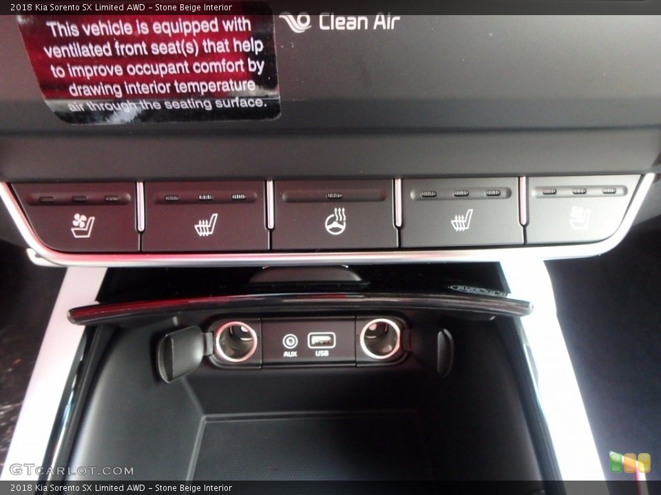 Stone Beige Interior Controls for the 2018 Kia Sorento SX Limited AWD #123042471