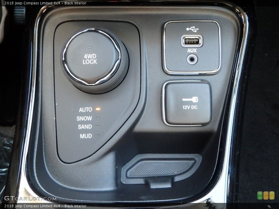 Black Interior Controls for the 2018 Jeep Compass Limited 4x4 #123221710