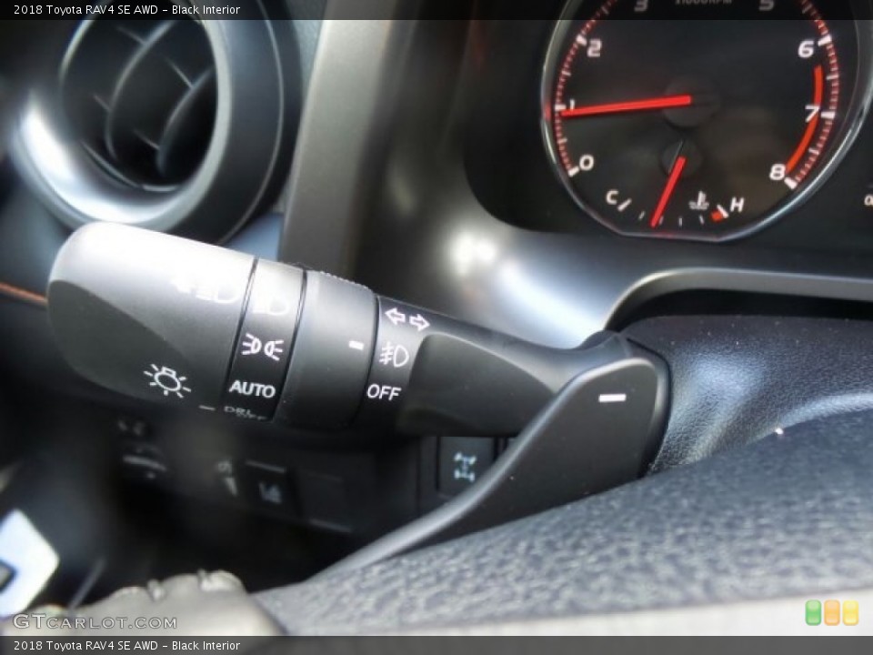 Black Interior Controls for the 2018 Toyota RAV4 SE AWD #123229363
