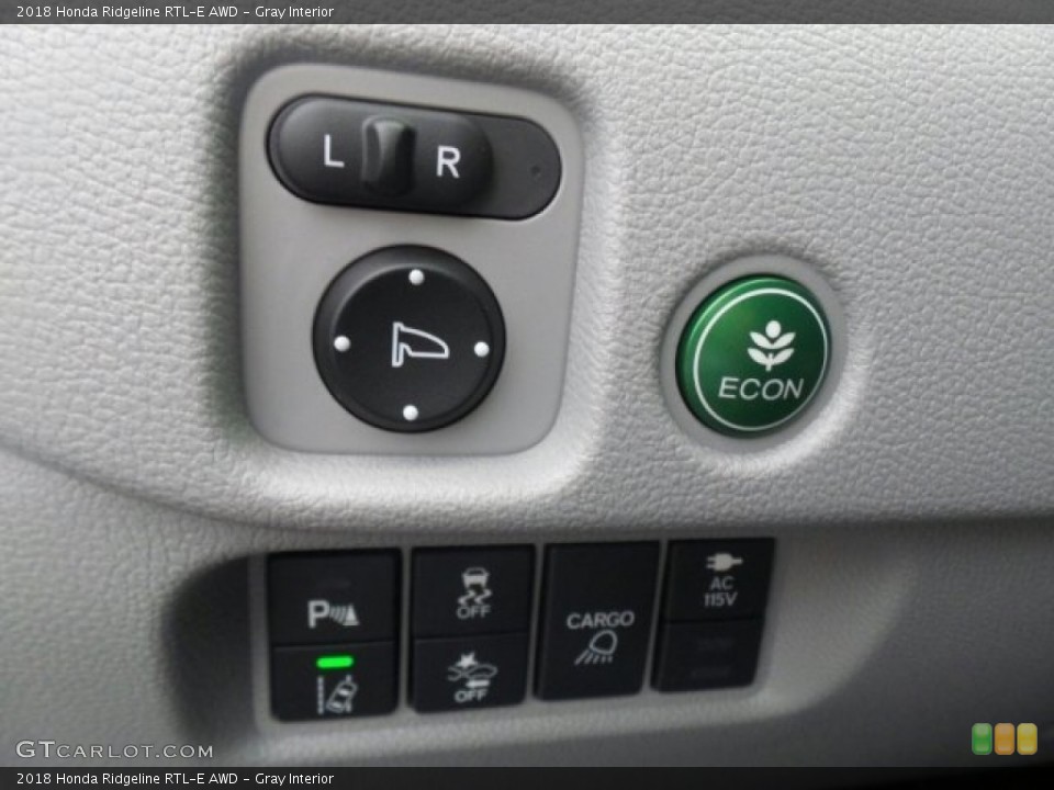 Gray Interior Controls for the 2018 Honda Ridgeline RTL-E AWD #123237199