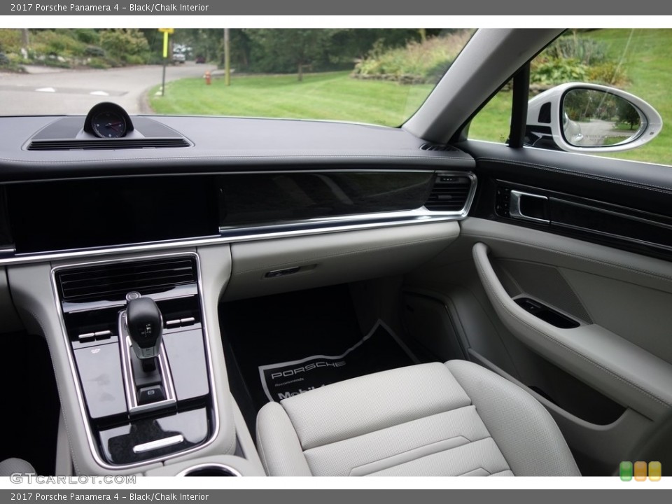 Black/Chalk Interior Dashboard for the 2017 Porsche Panamera 4 #123243811