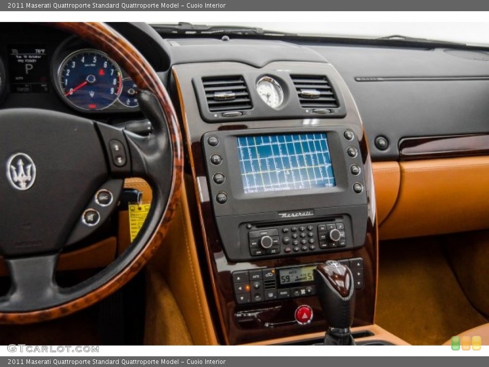 Cuoio Interior Controls for the 2011 Maserati Quattroporte  #123244423