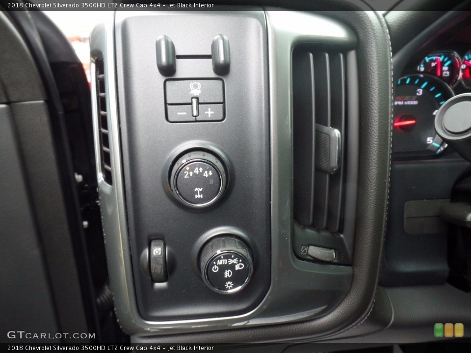Jet Black Interior Controls for the 2018 Chevrolet Silverado 3500HD LTZ Crew Cab 4x4 #123245827