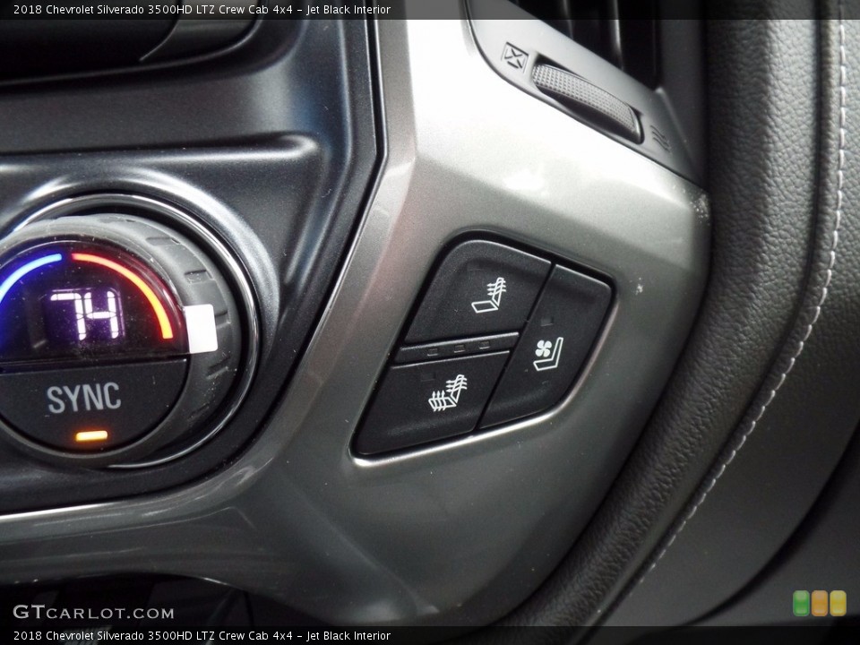 Jet Black Interior Controls for the 2018 Chevrolet Silverado 3500HD LTZ Crew Cab 4x4 #123246094