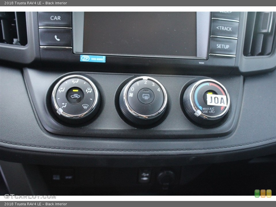 Black Interior Controls for the 2018 Toyota RAV4 LE #123271710