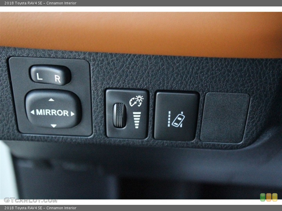 Cinnamon Interior Controls for the 2018 Toyota RAV4 SE #123281511