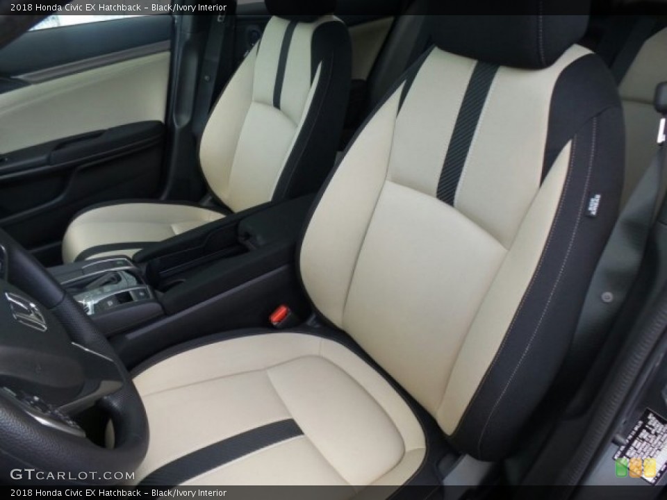 Black/Ivory Interior Photo for the 2018 Honda Civic EX Hatchback #123301920