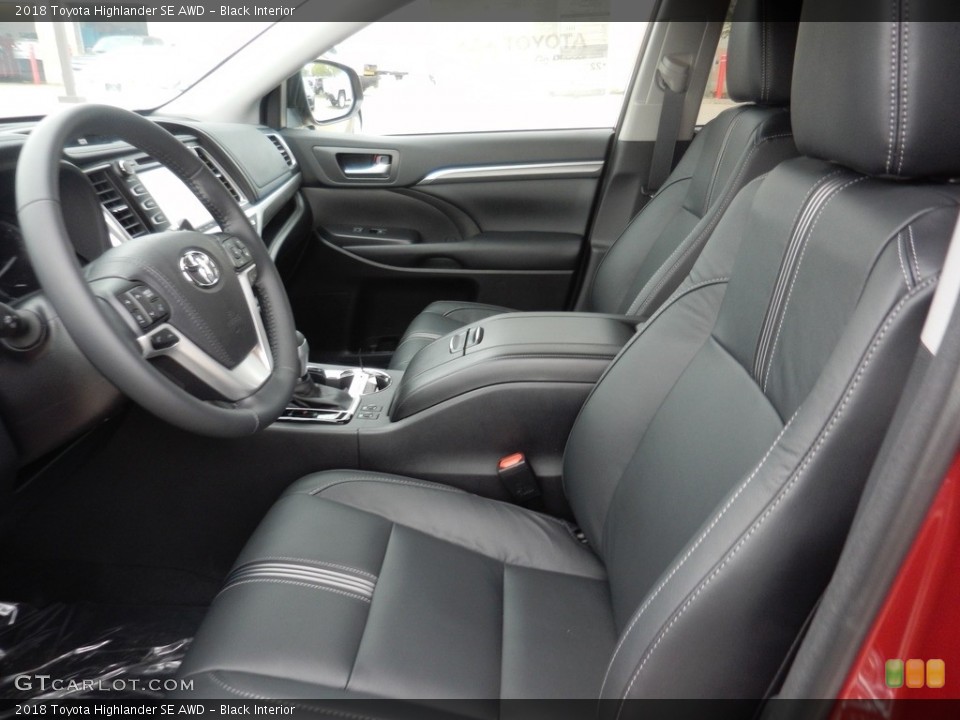 Black Interior Photo for the 2018 Toyota Highlander SE AWD #123313034