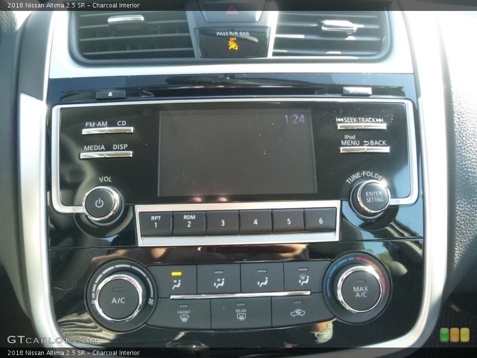 Charcoal Interior Controls for the 2018 Nissan Altima 2.5 SR #123364004