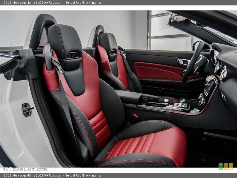 Bengal Red/Black Interior Photo for the 2018 Mercedes-Benz SLC 300 Roadster #123393550