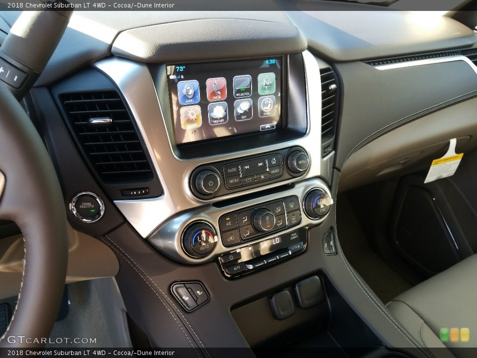 Cocoa/­Dune Interior Dashboard for the 2018 Chevrolet Suburban LT 4WD #123398866