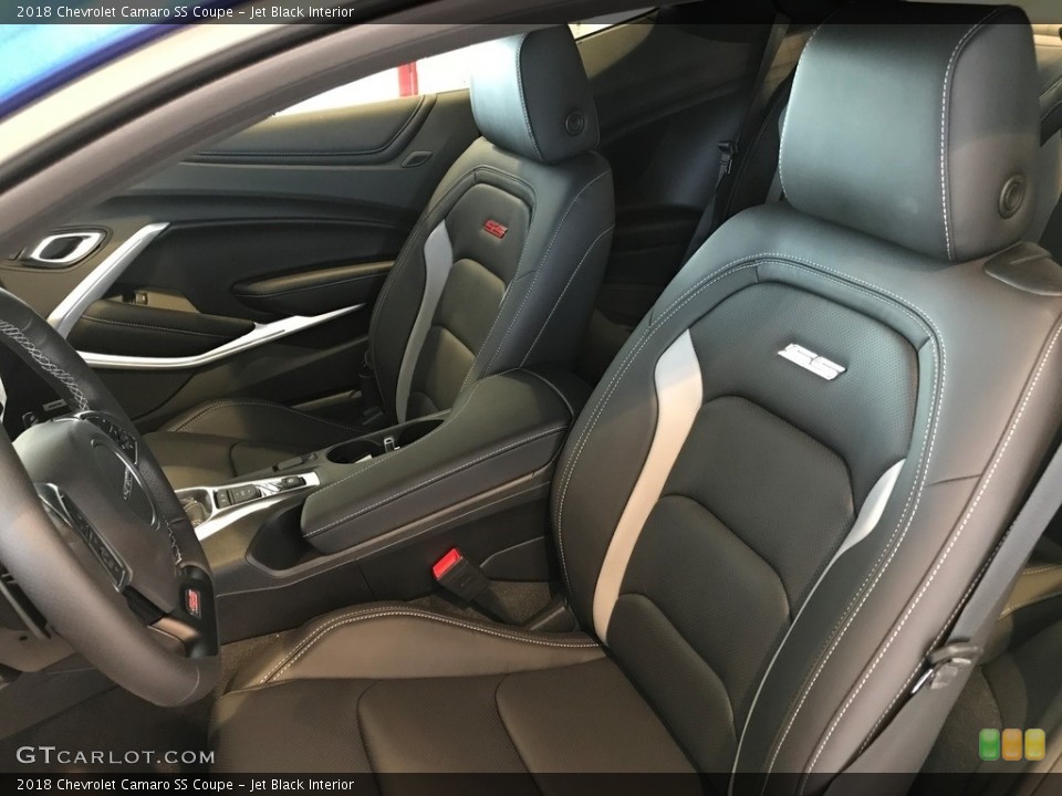 Jet Black Interior Front Seat for the 2018 Chevrolet Camaro SS Coupe #123444568