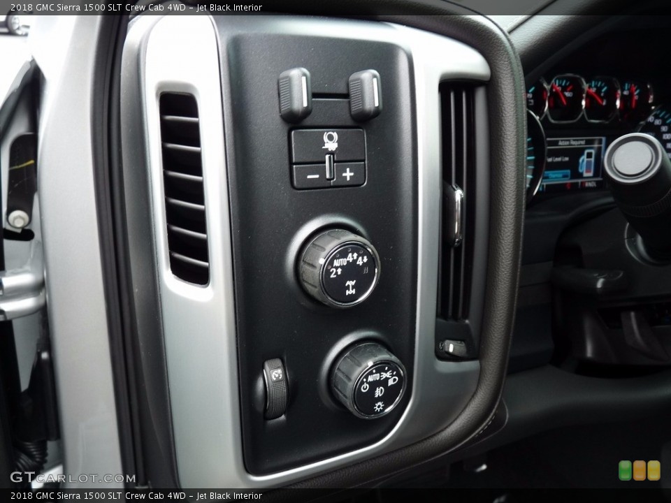 Jet Black Interior Controls for the 2018 GMC Sierra 1500 SLT Crew Cab 4WD #123458837
