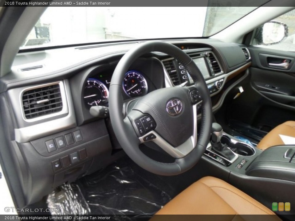 Saddle Tan Interior Photo for the 2018 Toyota Highlander Limited AWD #123467495