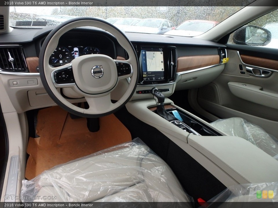 Blonde Interior Photo for the 2018 Volvo S90 T6 AWD Inscription #123492797