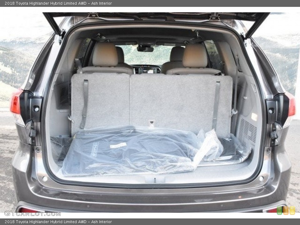 Ash Interior Trunk for the 2018 Toyota Highlander Hybrid Limited AWD #123504686