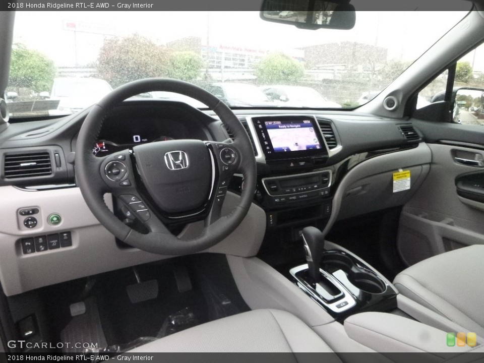 Gray Interior Photo for the 2018 Honda Ridgeline RTL-E AWD #123509072