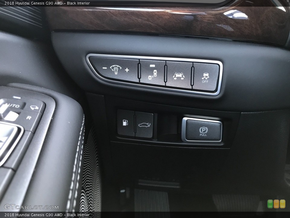 Black Interior Controls for the 2018 Hyundai Genesis G90 AWD #123532595