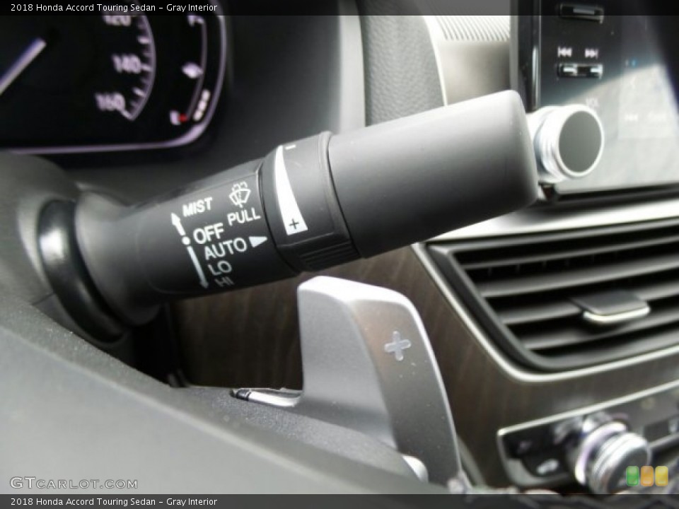 Gray Interior Controls for the 2018 Honda Accord Touring Sedan #123558475