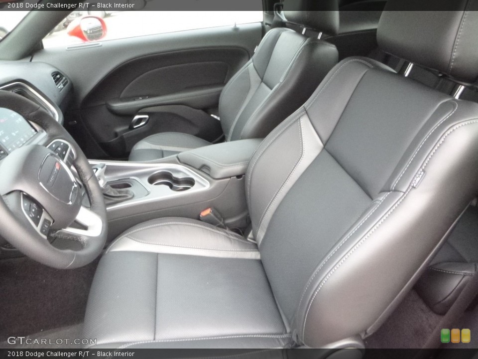 Black Interior Photo for the 2018 Dodge Challenger R/T #123570340